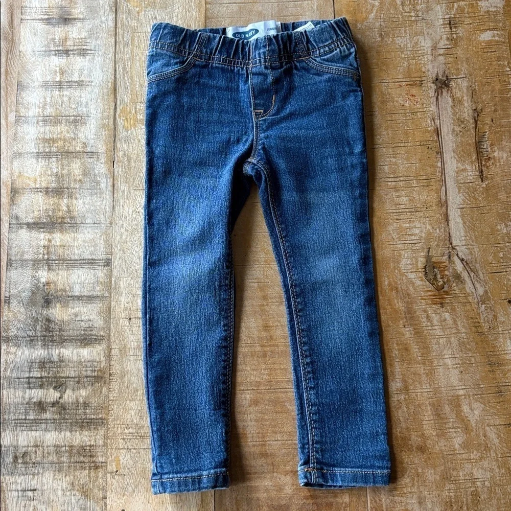 Girls bottoms set size 3t